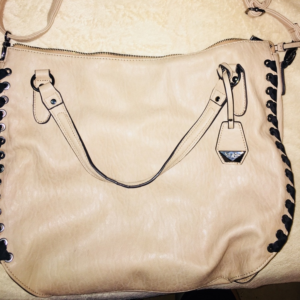 Beautiful Authentic Jessica Simpson Purse